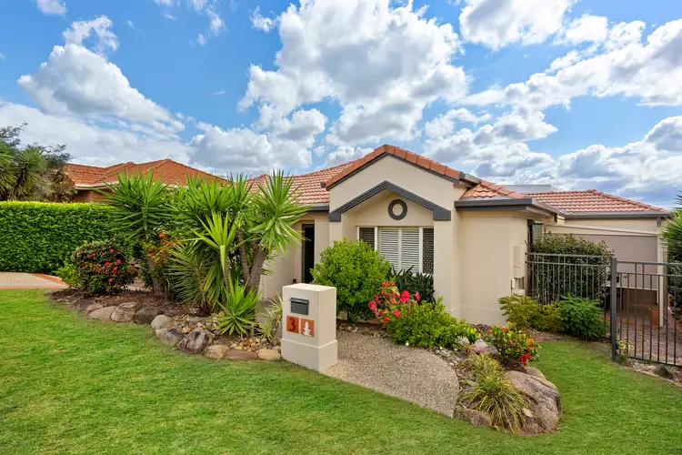 3 Oleander Place, Carindale QLD 4152