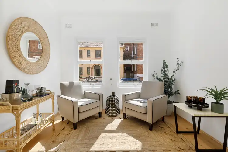 Third view of Homely apartment listing, 2/10 Eustace Street, Manly NSW 2095