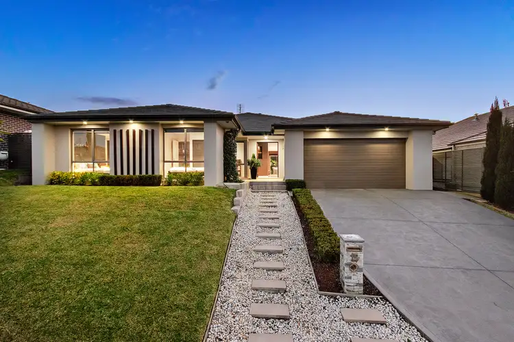15 Outlook Boulevard, Fletcher NSW 2287