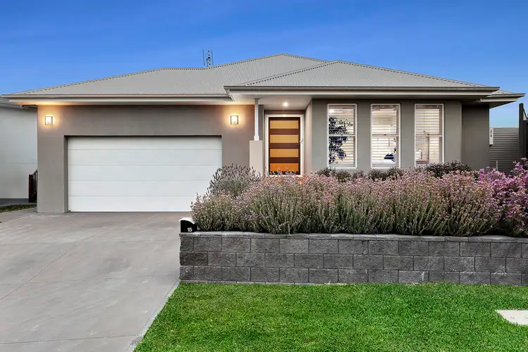 15 Gaites Drive, Cameron Park NSW 2285