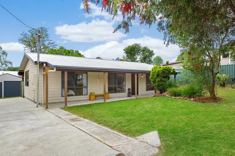 8 Myrtle Street, Teralba NSW 2284