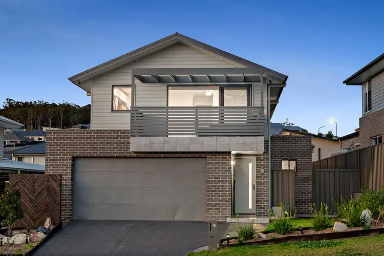 16 Butterworth Street, Cameron Park NSW 2285
