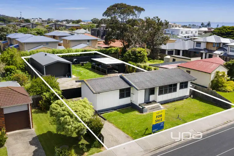 16 Kangerong Avenue, Dromana VIC 3936