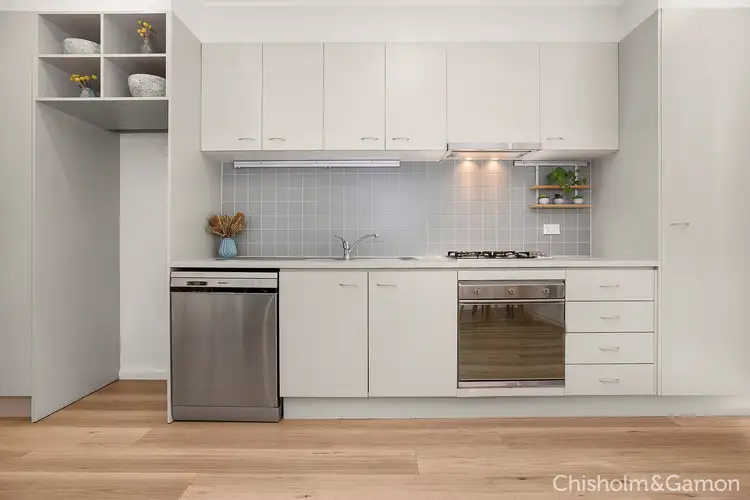 Second view of Homely apartment listing, 19/125 Ormond Road, Elwood VIC 3184