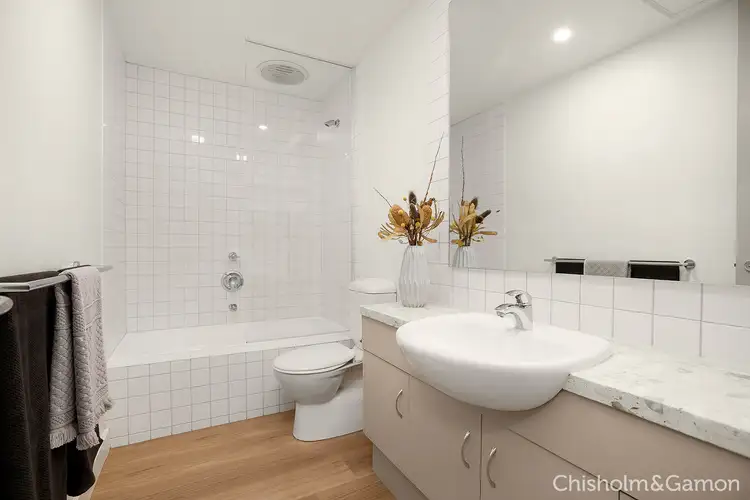 Sixth view of Homely apartment listing, 19/125 Ormond Road, Elwood VIC 3184
