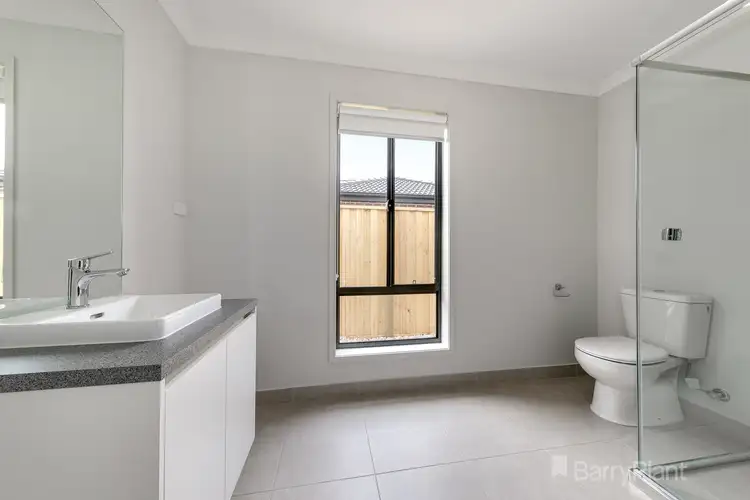 Sixth view of Homely house listing, 10 Turner Street, Warragul VIC 3820