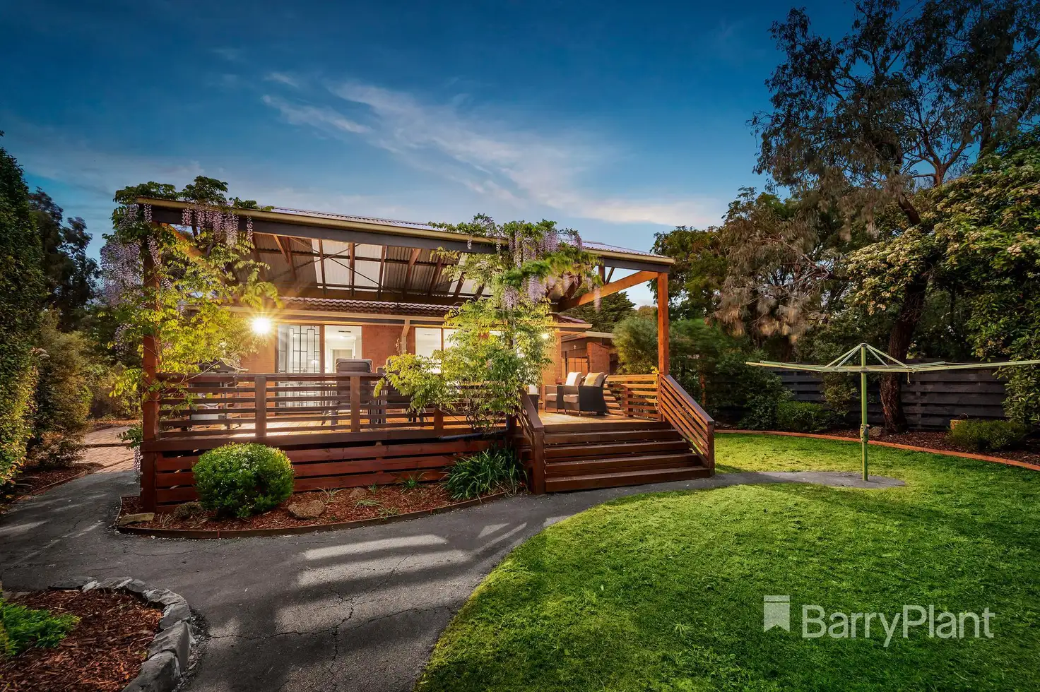 Main view of Homely house listing, 5 Shiraz Court, Bundoora VIC 3083