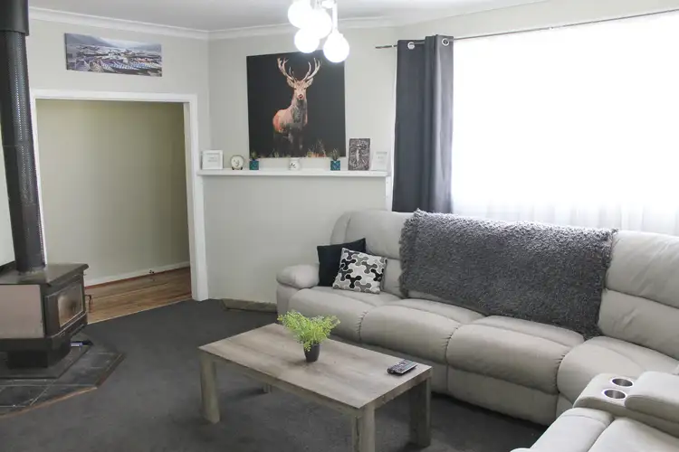 Fourth view of Homely house listing, 2 Currawong Crescent, Mount Gambier SA 5290