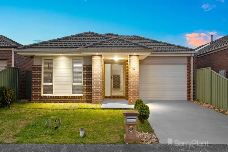 29 Cohens Way, Pakenham VIC 3810