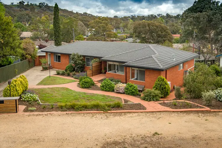10 Pudney Street, Farrer ACT 2607