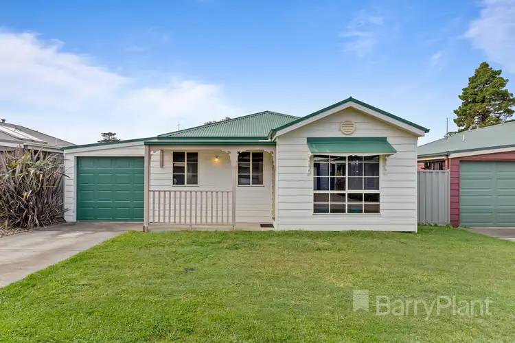 Main view of Homely townhouse listing, 2/9 Newman Street, Ballarat East VIC 3350