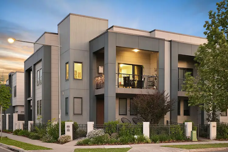 2/126 Lord Sheffield Circuit, Penrith NSW 2750