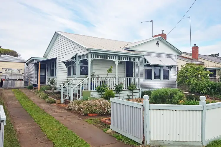 4 New Street, Portland VIC 3305