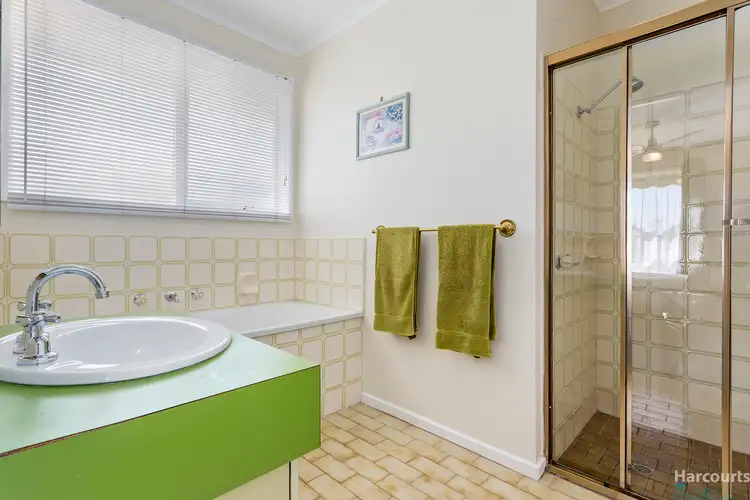 Sixth view of Homely house listing, 8 Randwick Court, Epping VIC 3076
