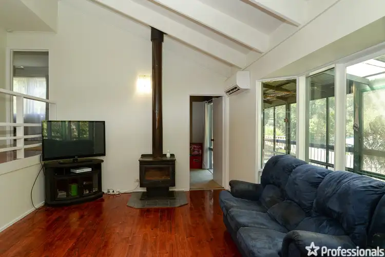 Sixth view of Homely house listing, 4 Adrienne Court, Millgrove VIC 3799