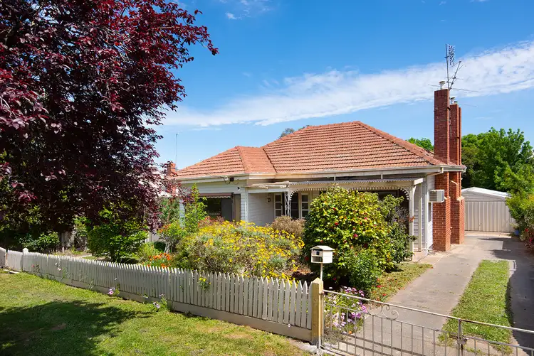 7 Taylor Street, Castlemaine VIC 3450