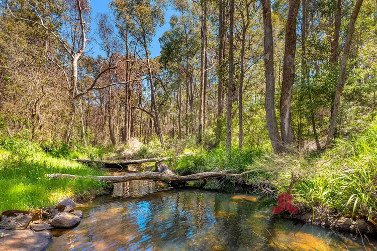 135 Oldham Road, Mornington WA 6221