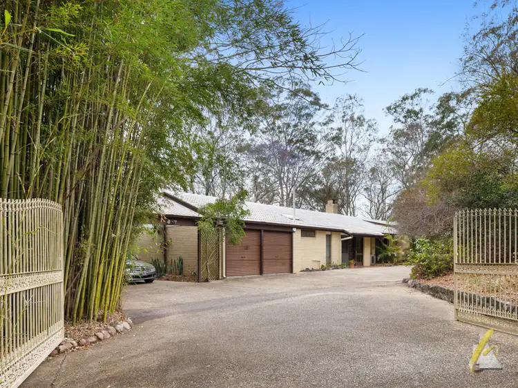 135 Bozzato Place, Kenmore QLD 4069