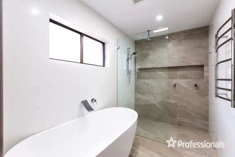 Fourth view of Homely house listing, 8 Hibiscus Close, Alfords Point NSW 2234