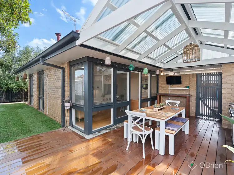 Main view of Homely unit listing, 3/8 Stuart Avenue, Cheltenham VIC 3192