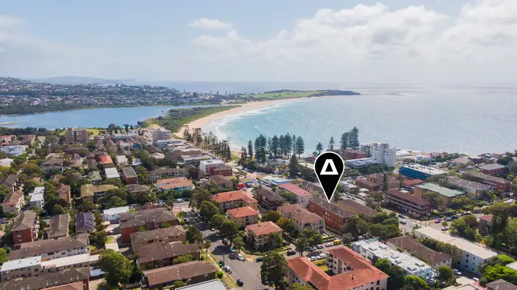 Second view of Homely apartment listing, 11/12-14 Boronia Street, Dee Why NSW 2099