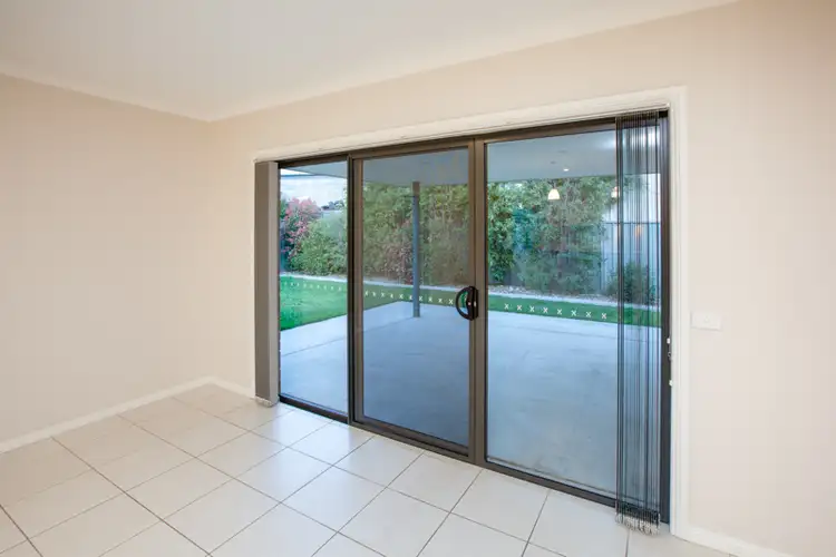 Sixth view of Homely townhouse listing, 2/585 Livermore Street, Lavington NSW 2641