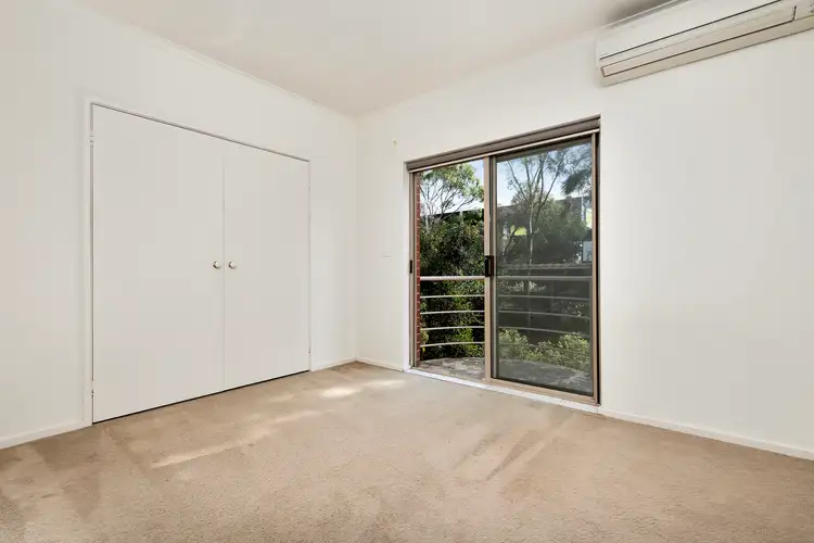 Fifth view of Homely unit listing, 17/2A Cameron Road, Essendon VIC 3040