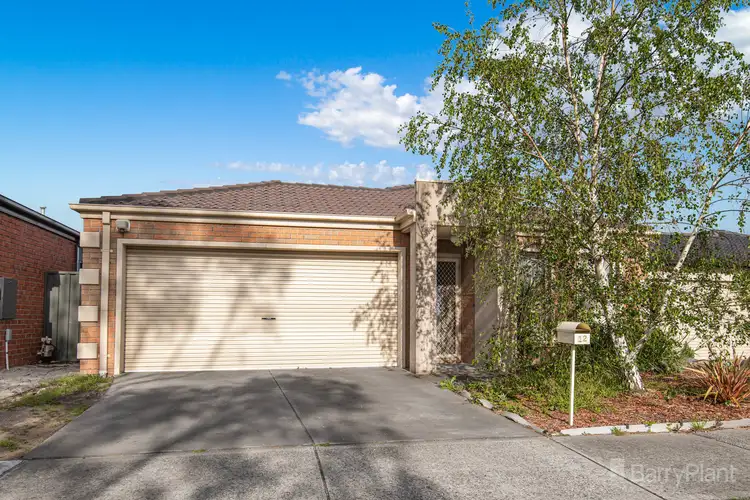 12 Mirabelle Street, Pakenham VIC 3810