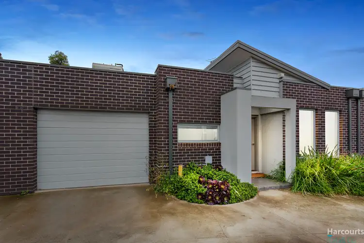 Main view of Homely unit listing, 2/77 Rotino Crescent, Lalor VIC 3075