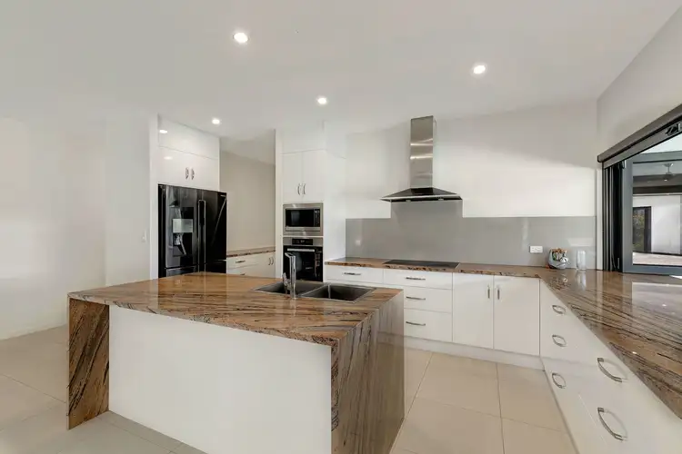 Seventh view of Homely house listing, 31 Lyndon Court, Cannon Valley QLD 4800