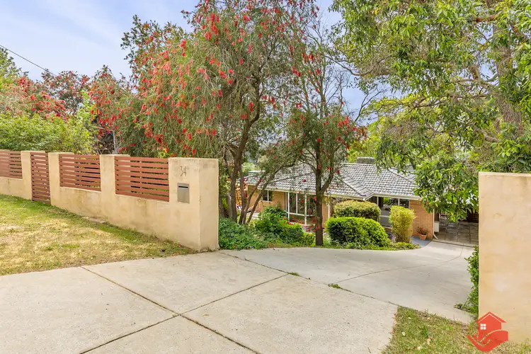 34 Amethyst Crescent, Mount Richon WA 6112