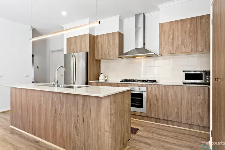 Second view of Homely house listing, 7 Starlight Gardens, Epping VIC 3076