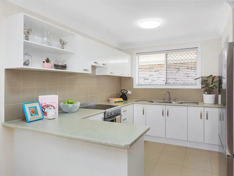 Second view of Homely villa listing, 6/21 King Street, Umina Beach NSW 2257