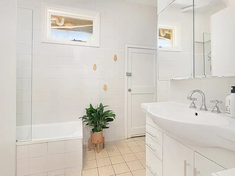 Sixth view of Homely apartment listing, 1/274 Bridge Road, Forest Lodge NSW 2037