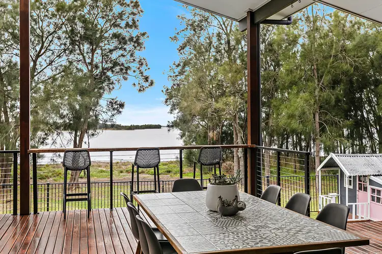 9 Kanahooka Street, Albion Park Rail NSW 2527