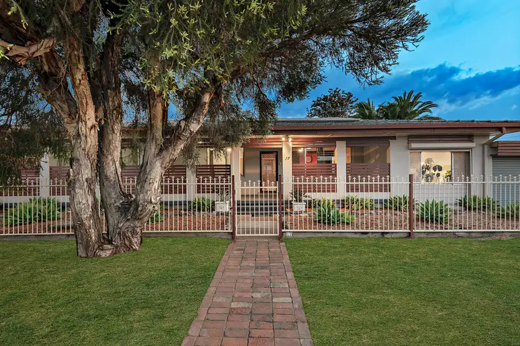 17 Anzac Avenue, Cessnock NSW 2325