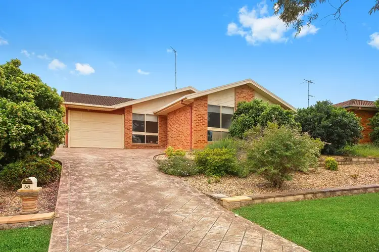 38 McEwan Circuit, Mount Annan NSW 2567
