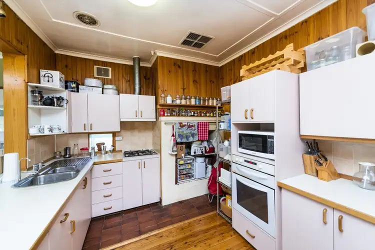 Sixth view of Homely house listing, 7 Hirst Avenue, Queanbeyan NSW 2620