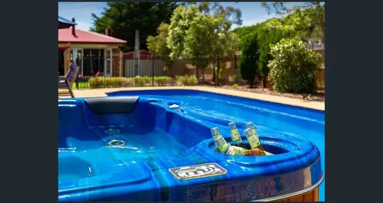 Second view of Homely house listing, 7 Larter Court, Mount Martha VIC 3934