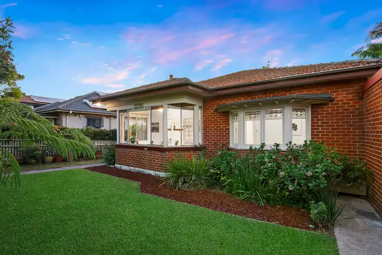 15 Palmerston Place, Seaforth NSW 2092