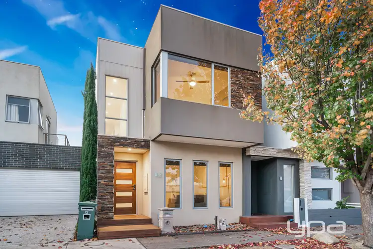 Main view of Homely house listing, 10 Kensington Street, Caroline Springs VIC 3023