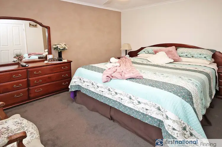 Sixth view of Homely house listing, 9 Rosalie Avenue, Cranbourne VIC 3977