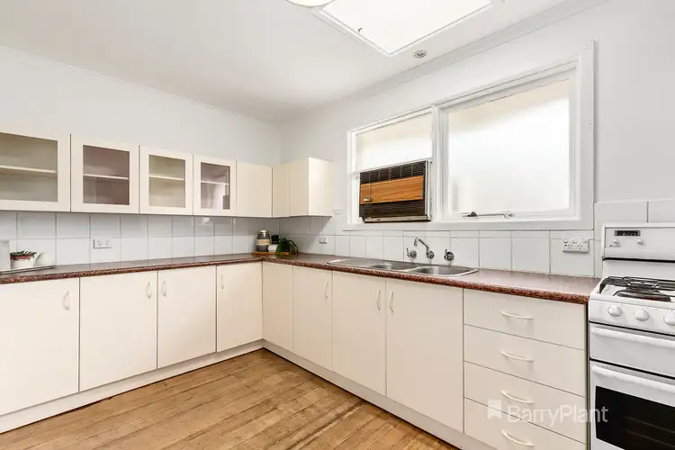 Fifth view of Homely unit listing, 1/6 Elton Road, Ferntree Gully VIC 3156