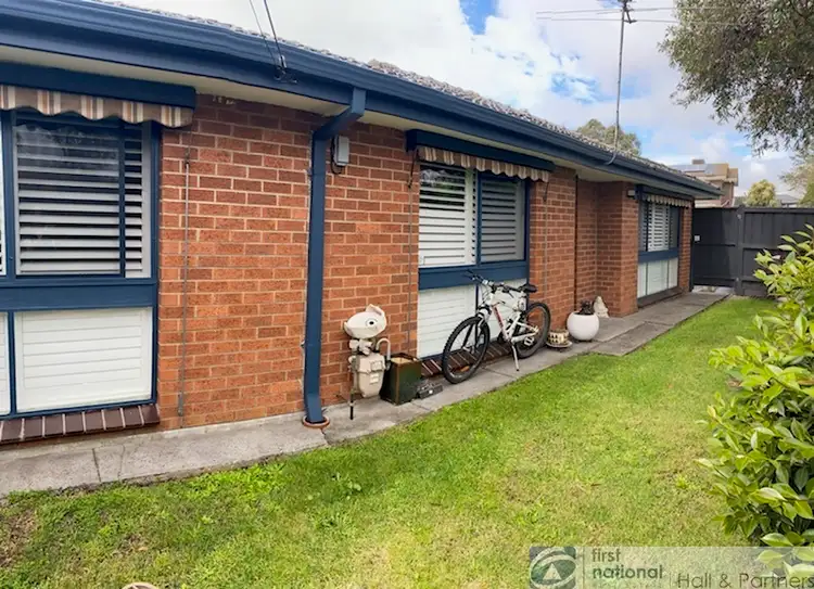 2/28 Latrobe Street, Cranbourne VIC 3977