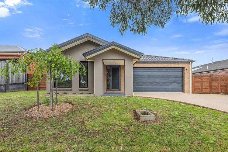 Third view of Homely house listing, 5 Waterview Close, Drouin VIC 3818