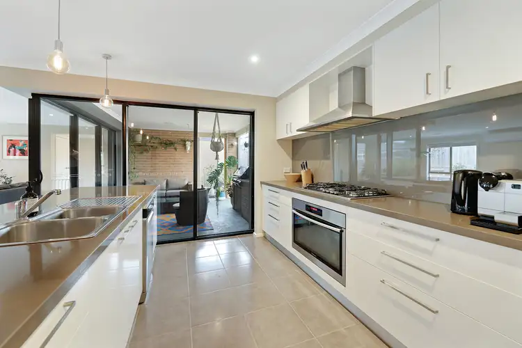 Fourth view of Homely house listing, 5 Waterview Close, Drouin VIC 3818