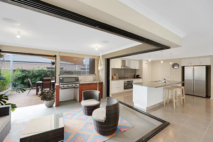 Fifth view of Homely house listing, 5 Waterview Close, Drouin VIC 3818