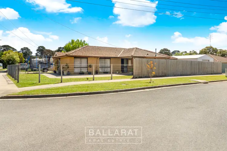 Main view of Homely house listing, 16 Waratah Grove, Wendouree VIC 3355