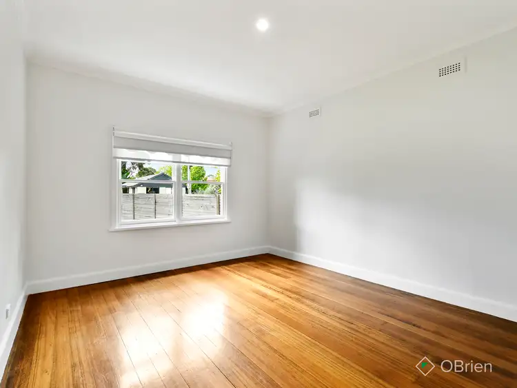 Fifth view of Homely unit listing, 1/102 Beach Street, Frankston VIC 3199