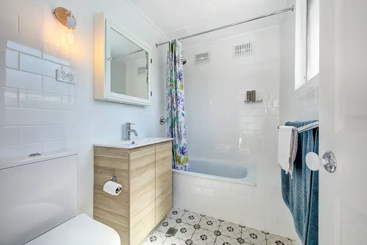 Sixth view of Homely apartment listing, 4/113 Shadforth Street, Mosman NSW 2088